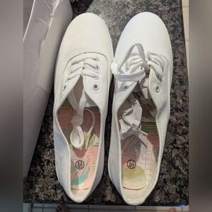 White Canvas Women's Shoes